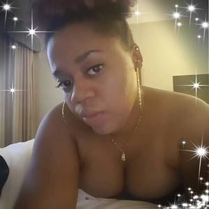 Meet your Posher, Leigh